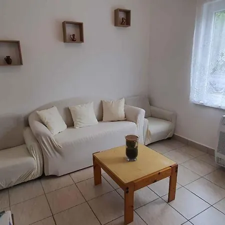 In - Balaton 43127 Holiday home *